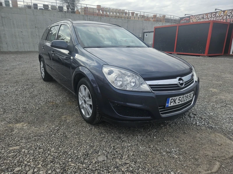 Opel Astra 1.9 101кс, снимка 2 - Автомобили и джипове - 53171715