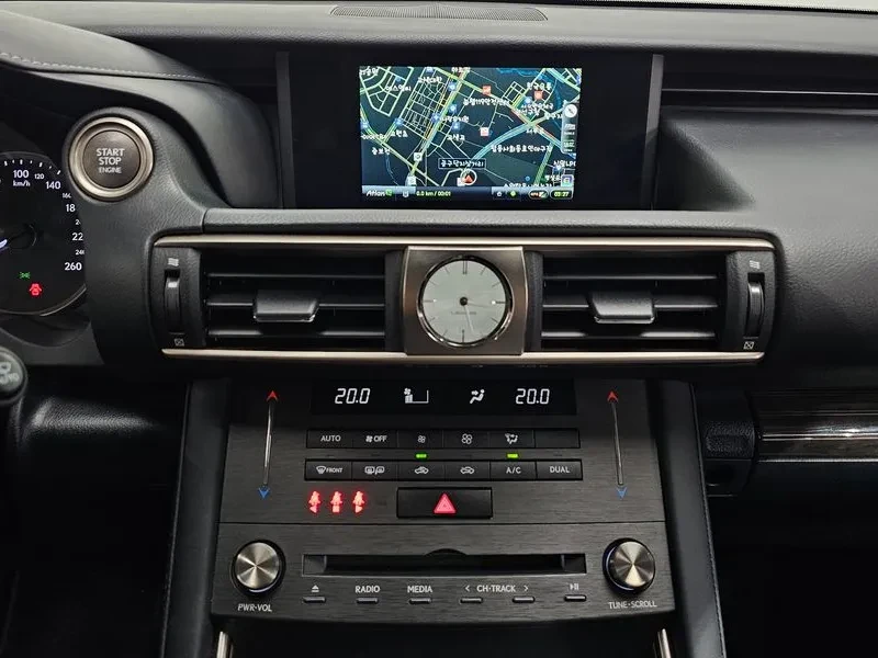 Lexus IS 300 SUPREME | Mobile.bg � ����������� 12