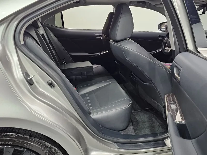 Lexus IS 300 SUPREME | Mobile.bg � ����������� 11