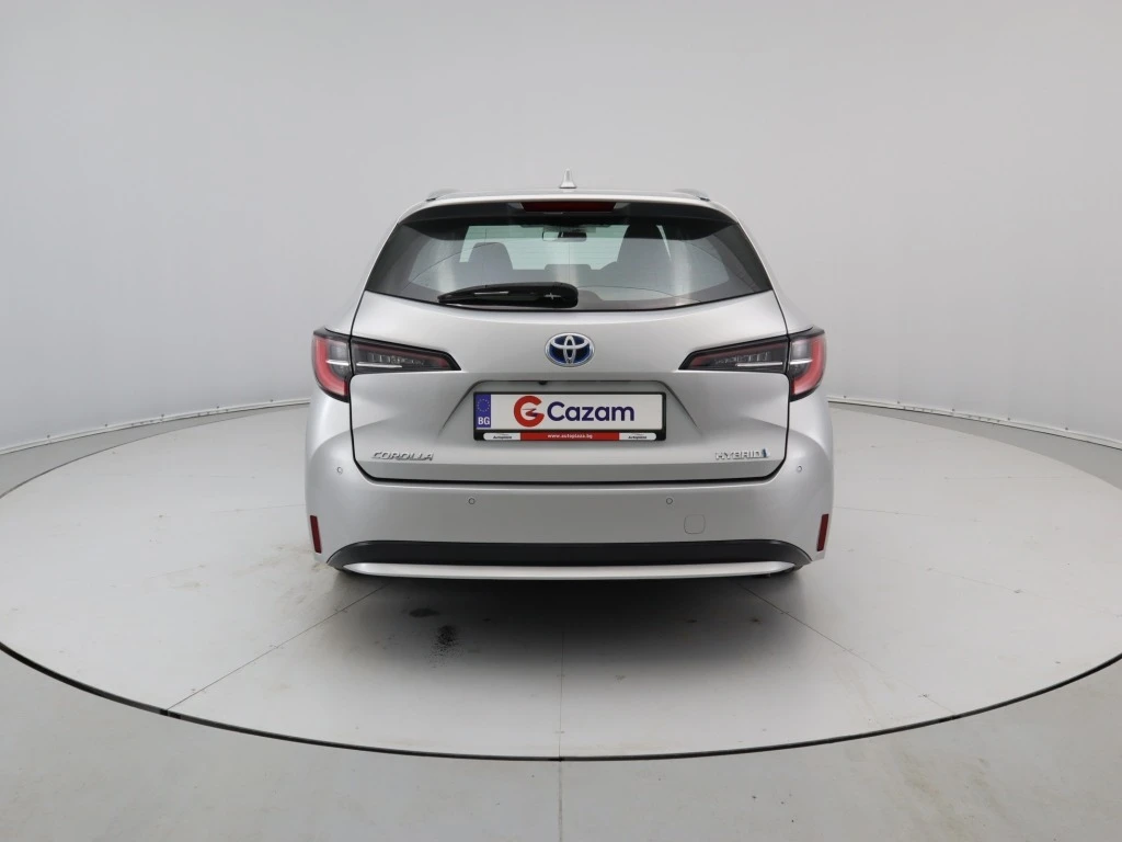 Toyota Corolla 1.8 Hybrid - изображение 8