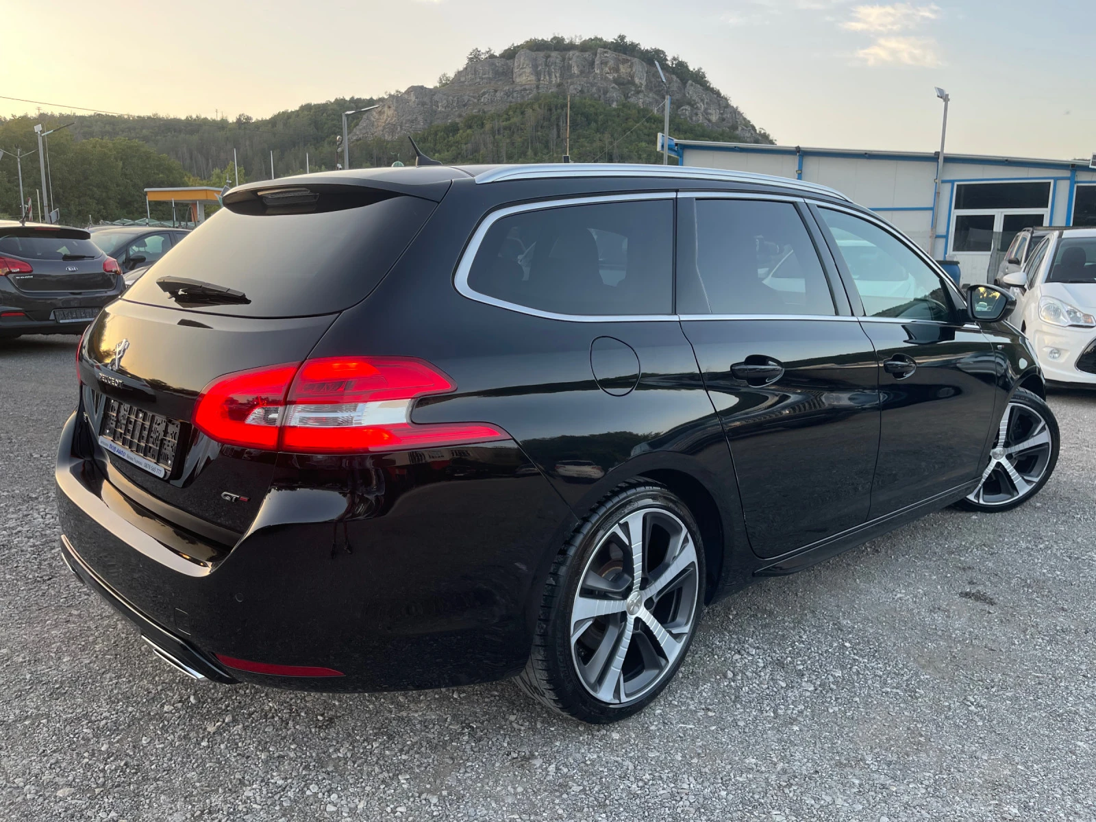 Peugeot 308 GT-2.0BLUEHDI-181K.C-FULL LED-КАМЕРА-НАВИ-ПАРКР.  - изображение 5