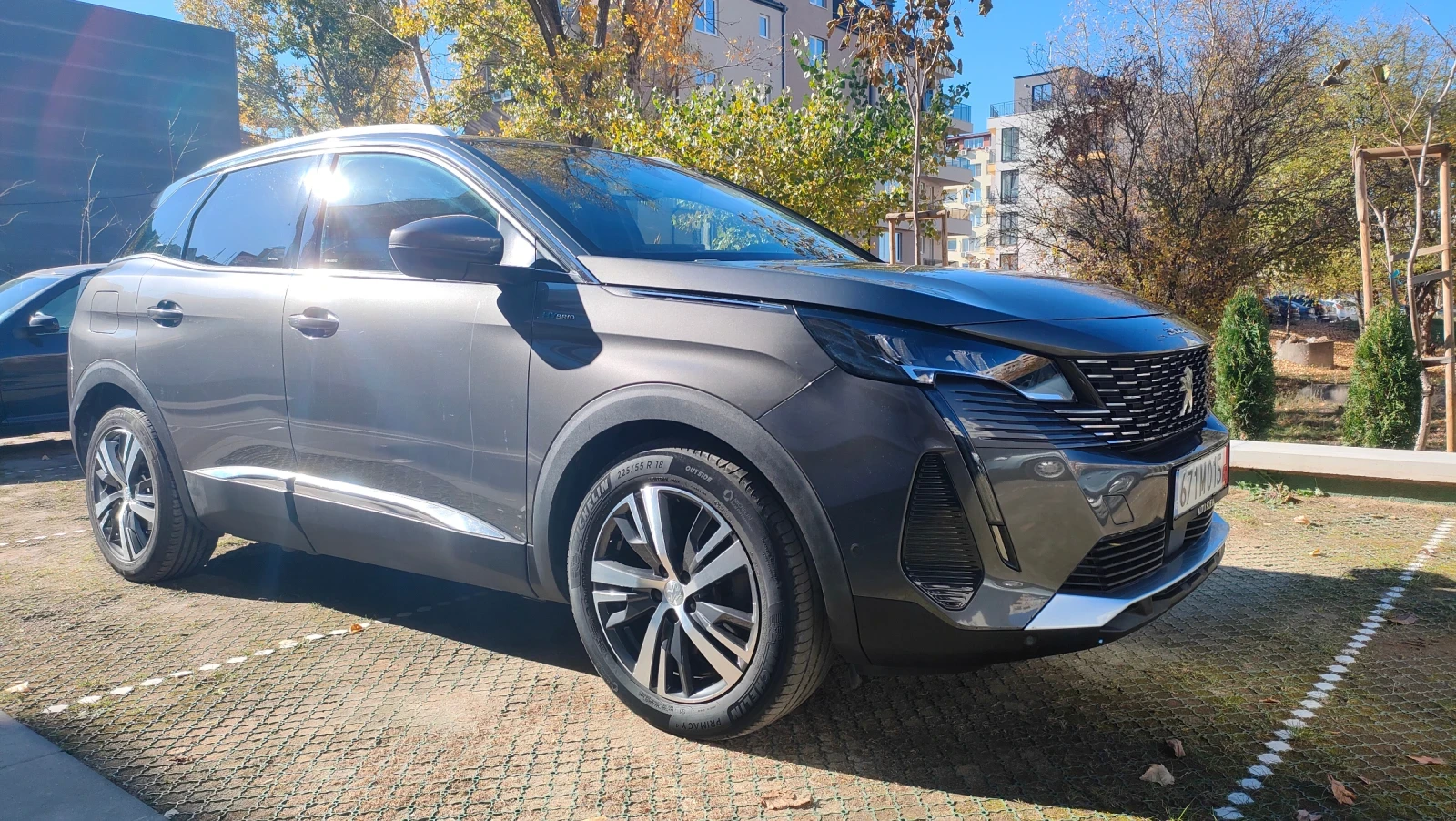 Peugeot 3008 1.6 Plug in Hybrid 225 к.с. Allure 78 х.км - изображение 6