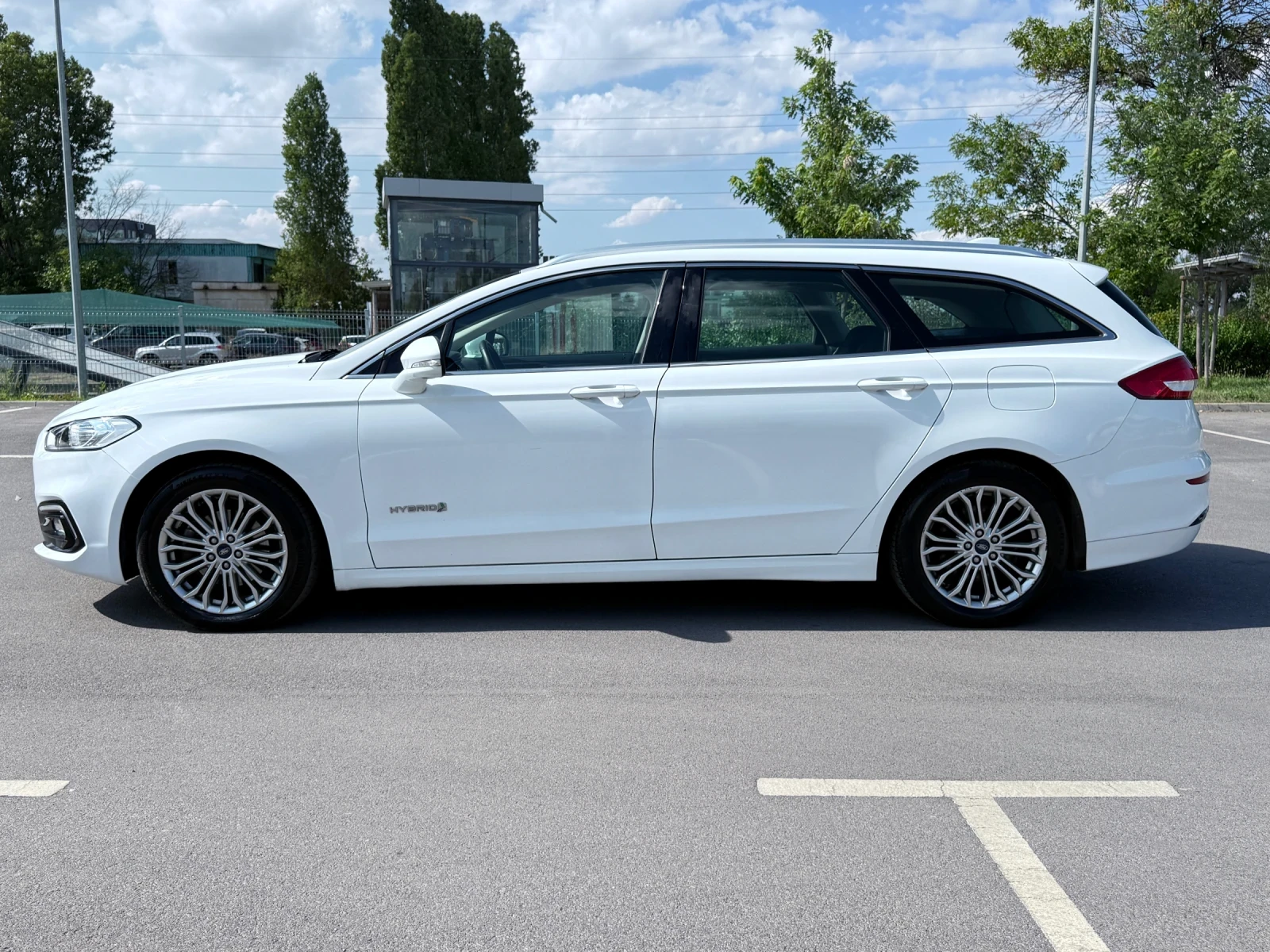 Ford Mondeo /2.0HYBRID/PODGREV/NAVI/CARPLAY/KEYLESS/ - изображение 5