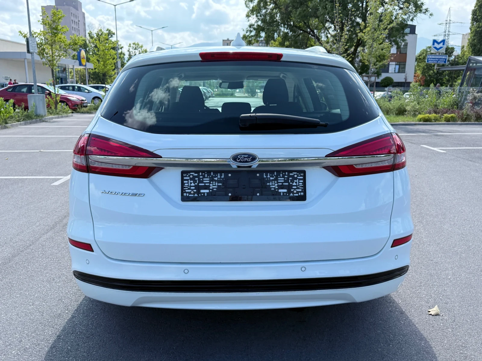 Ford Mondeo /2.0HYBRID/PODGREV/NAVI/CARPLAY/KEYLESS/ - изображение 7