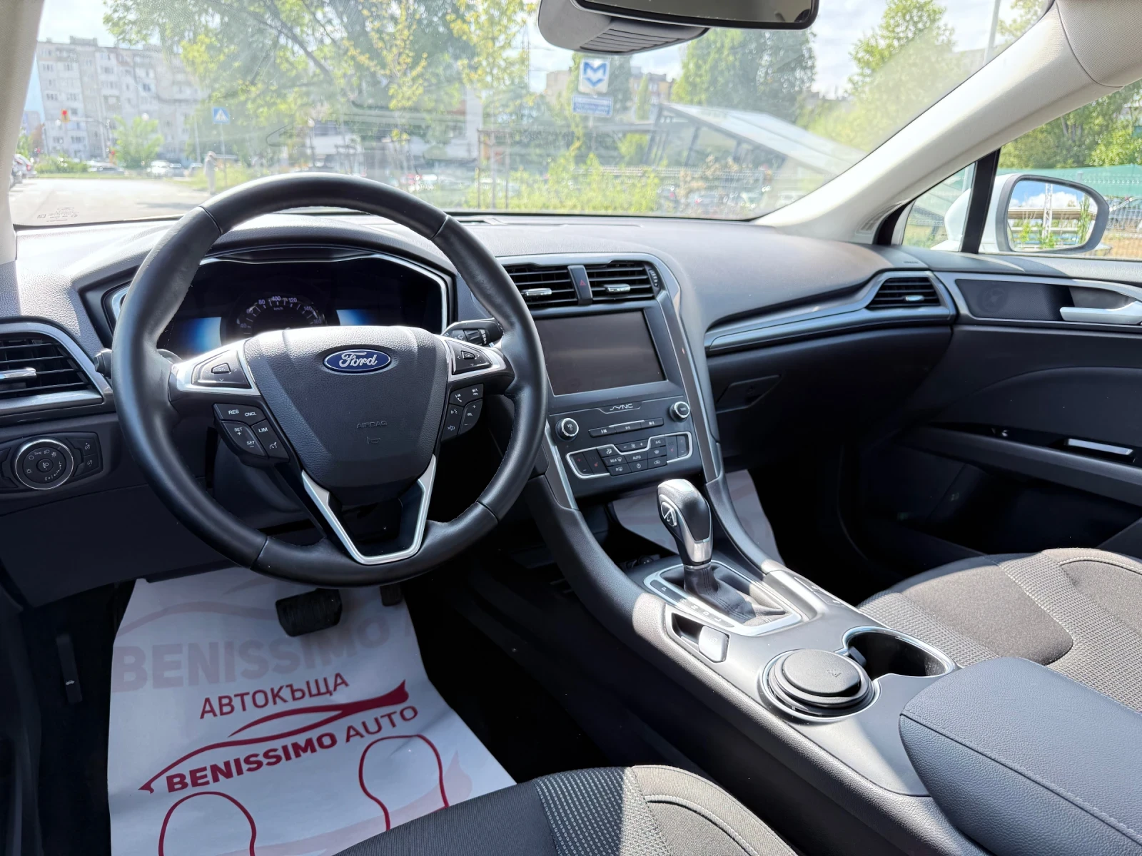 Ford Mondeo /2.0HYBRID/PODGREV/NAVI/CARPLAY/KEYLESS/ - изображение 9