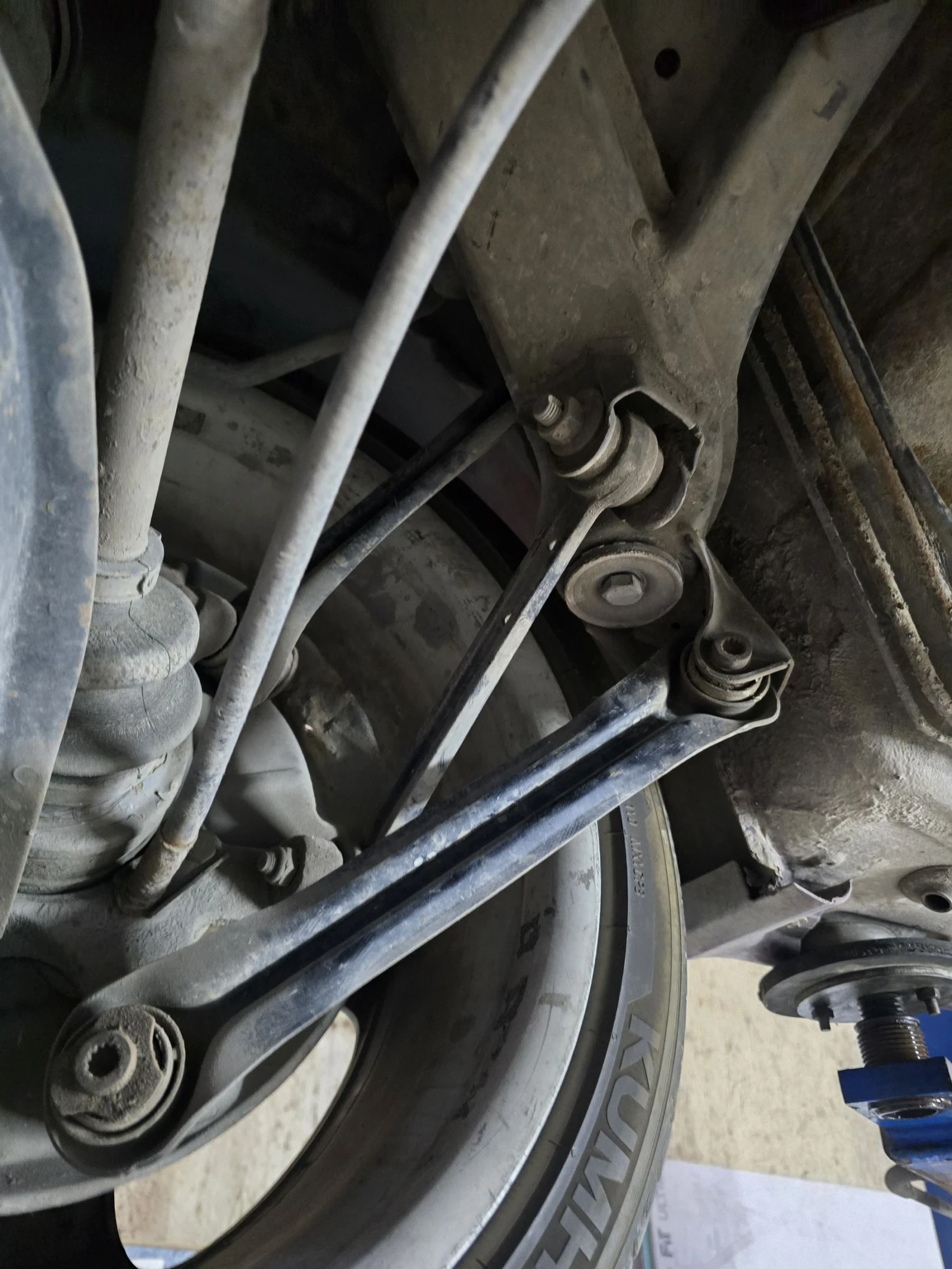 Mercedes-Benz 124, снимка 12 - Автомобили и джипове - 52529407