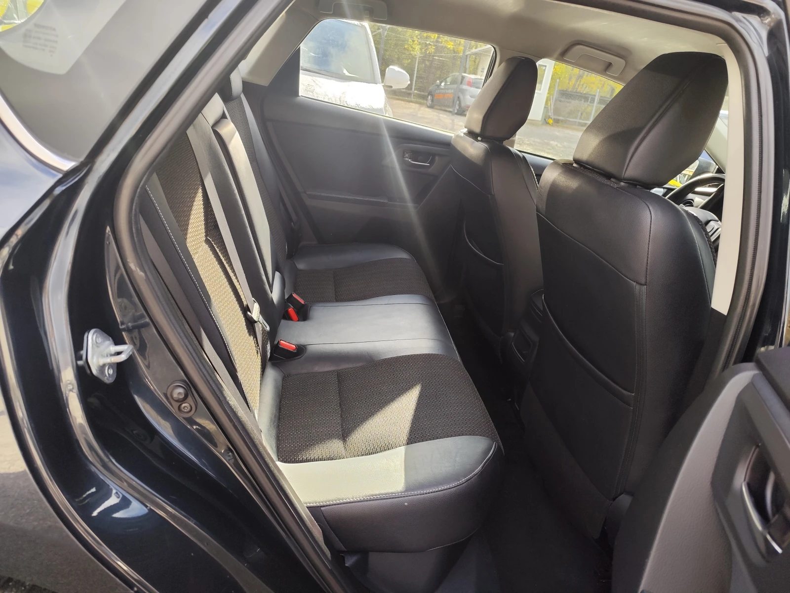 Toyota Auris 1.8HYBRID* LED/BI-XENON* * EURO5B*  | Mobile.bg   11