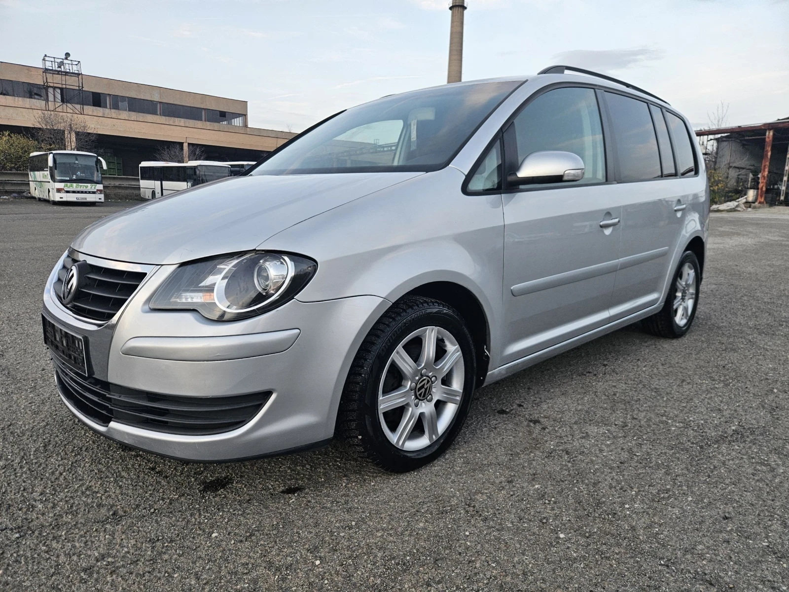 VW Touran 1.9tdi 105ps 6+ 1 Top | Mobile.bg   1