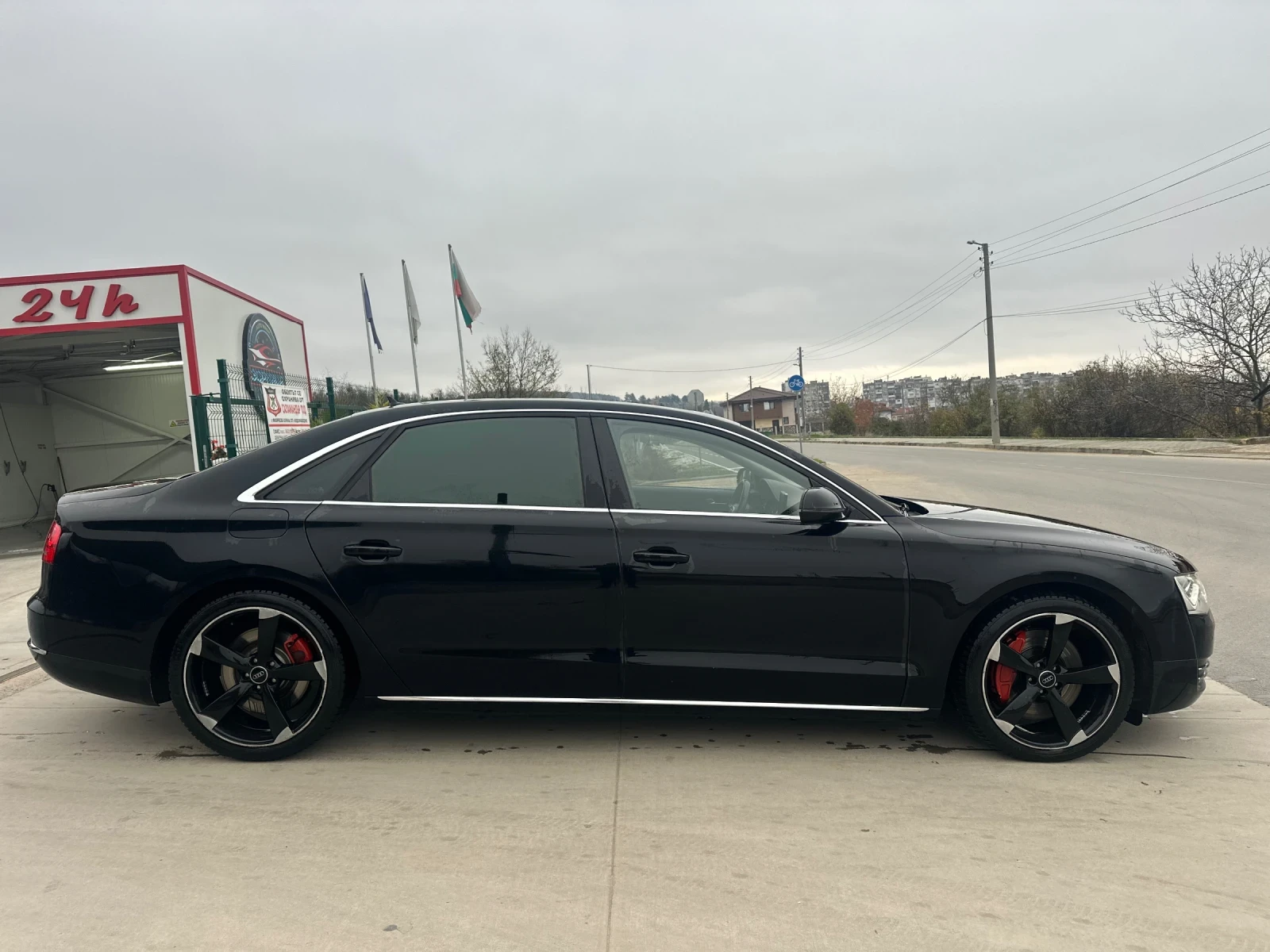 Audi A8 4.2 TDI LONG  - изображение 4