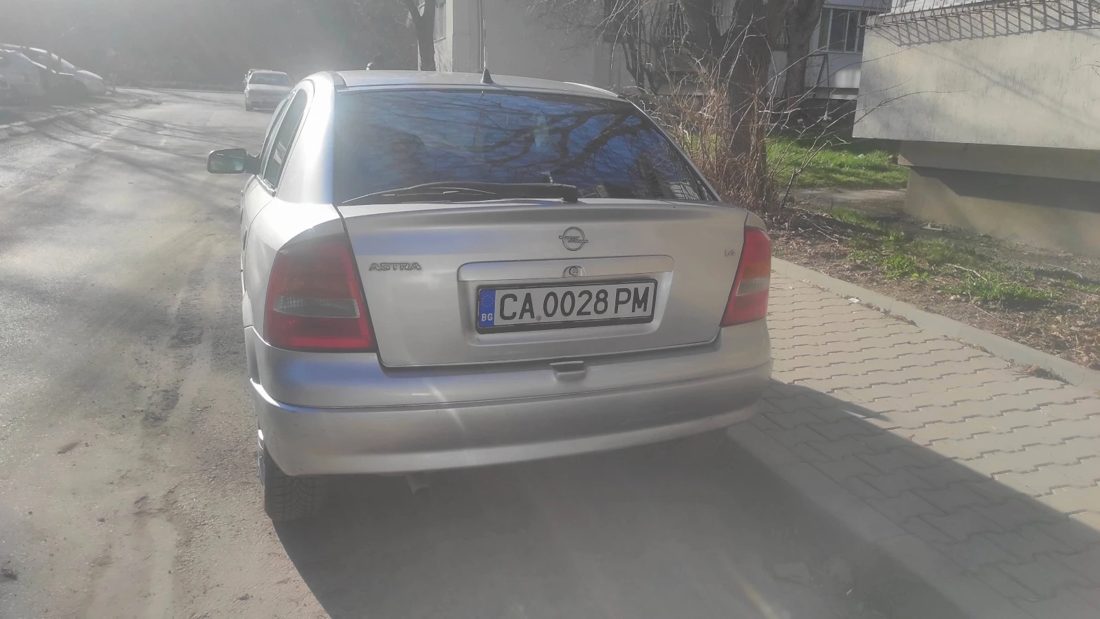 Opel Astra 1.4 Обслужена, снимка 3 - Автомобили и джипове - 53843296