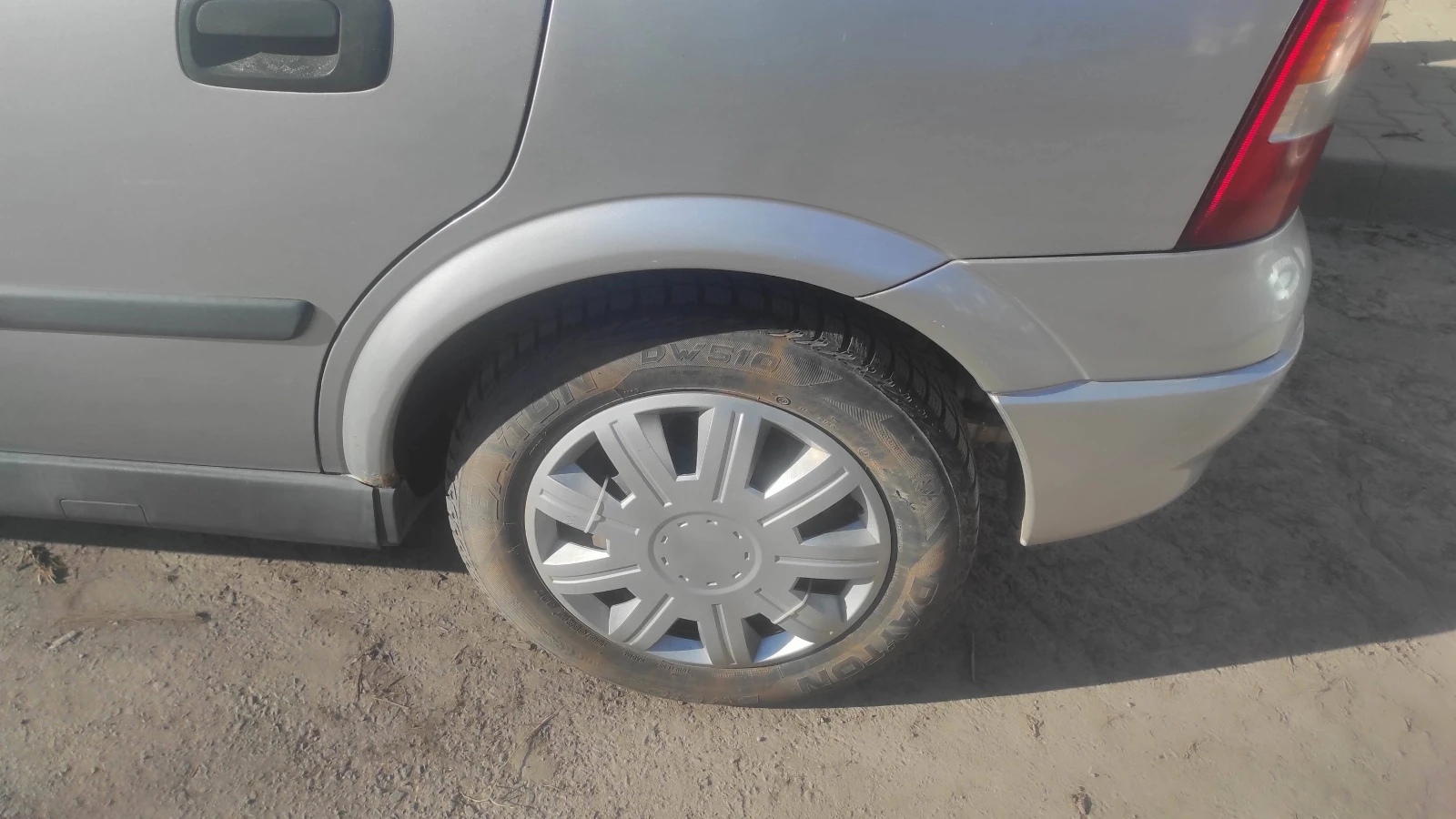 Opel Astra 1.4 Обслужена, снимка 8 - Автомобили и джипове - 53843296