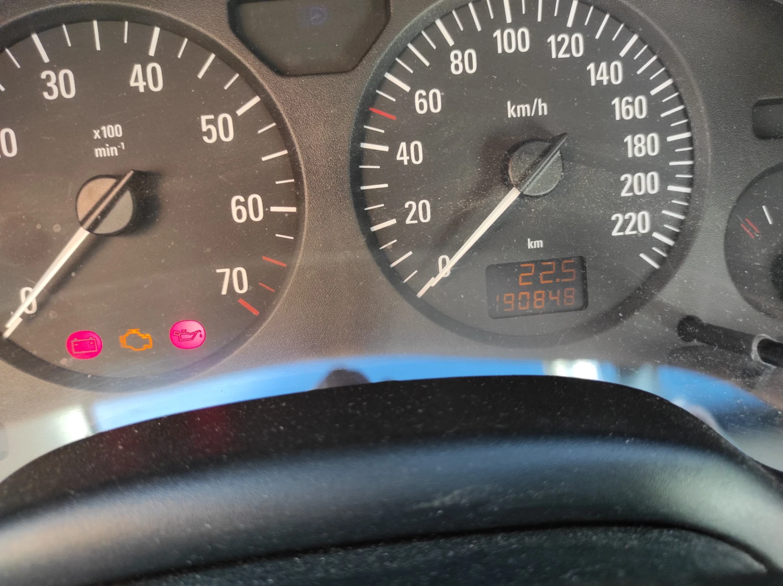 Opel Astra 1.4 Обслужена, снимка 11 - Автомобили и джипове - 53843296