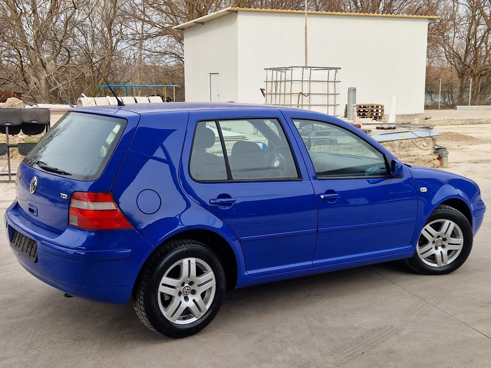 VW Golf 1.9TDI 90к.с., снимка 2 - Автомобили и джипове - 54017232