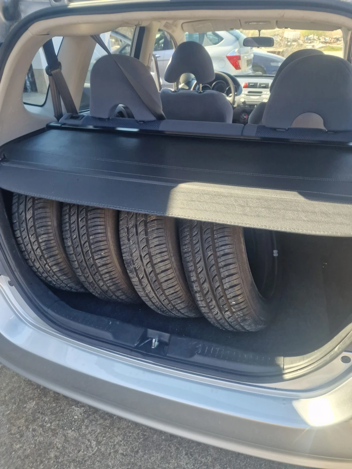 Honda Jazz, снимка 5 - Автомобили и джипове - 54317388