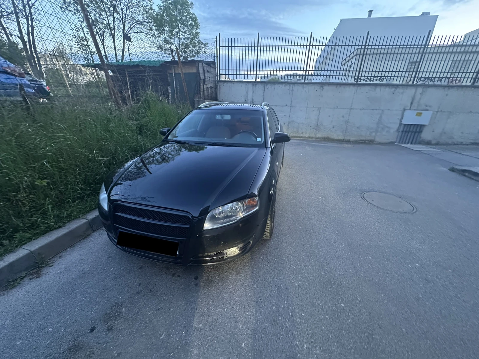 Audi A4 Avant 2.0 Автоматик 7 скорости, снимка 3 - Автомобили и джипове - 54347010
