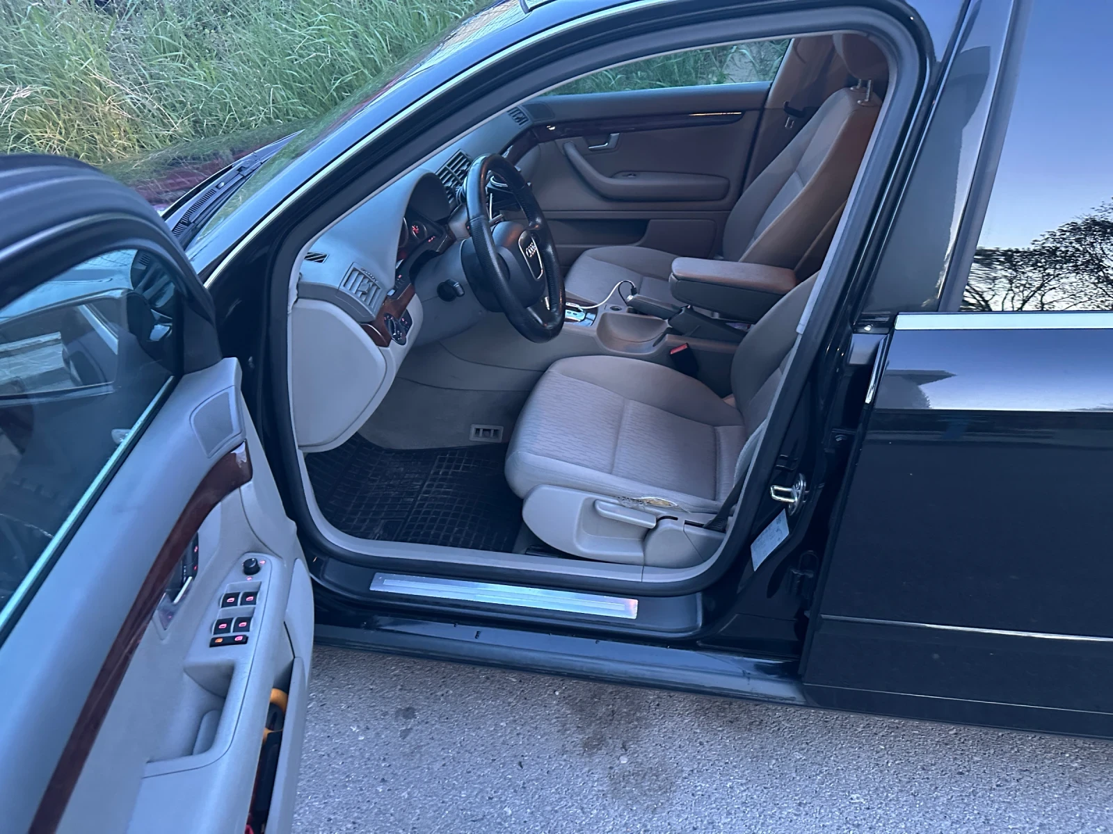 Audi A4 Avant 2.0 Автоматик 7 скорости, снимка 6 - Автомобили и джипове - 54347010