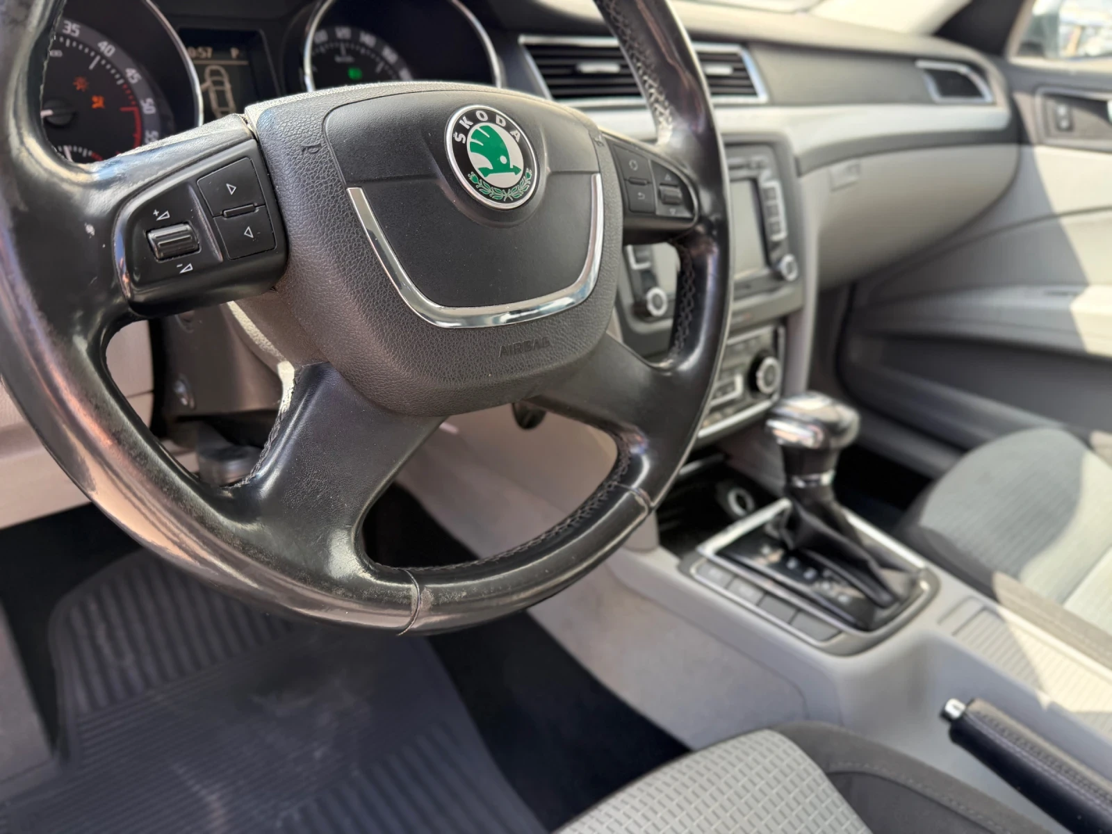 Skoda Superb 2.0TDI+ 170kc+ DSG+ �����+ ������� | Mobile.bg � ����������� 12