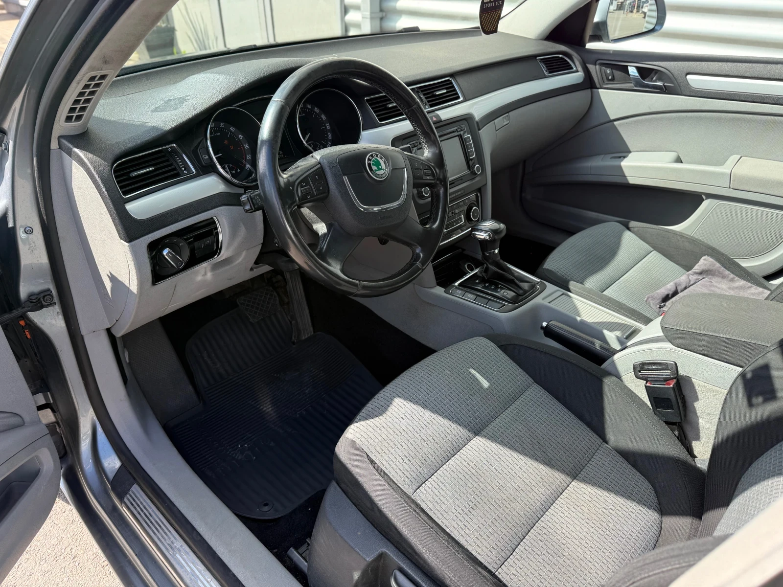 Skoda Superb 2.0TDI+ 170kc+ DSG+ �����+ ������� | Mobile.bg � ����������� 10