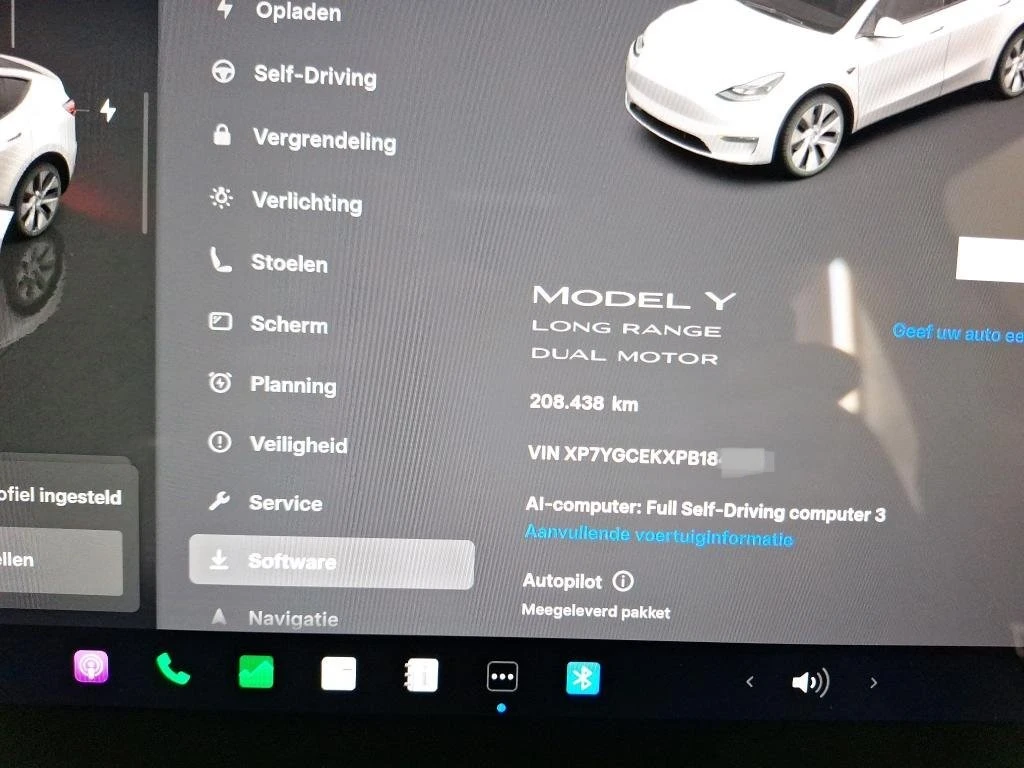 Tesla Model Y LONG RANGE AWD, снимка 12 - Автомобили и джипове - 54374060