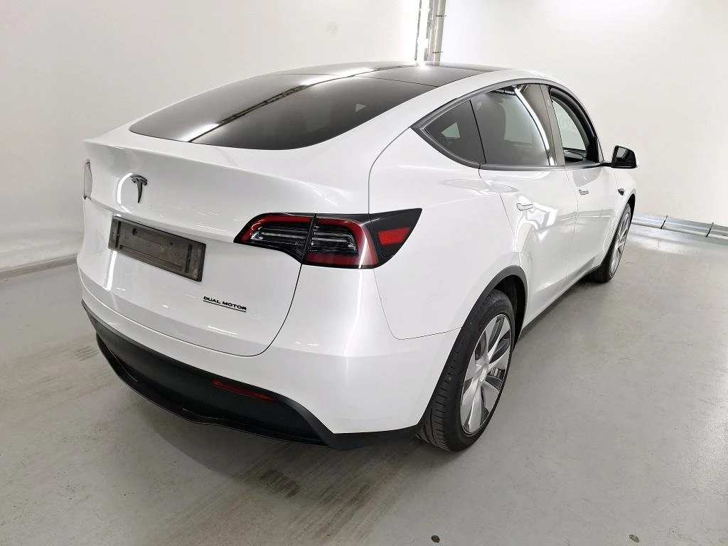 Tesla Model Y LONG RANGE AWD, снимка 4 - Автомобили и джипове - 54374060
