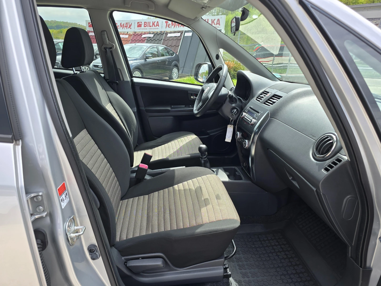 Fiat Sedici 1.6.i/2WD-120ps, снимка 7 - Автомобили и джипове - 54400891
