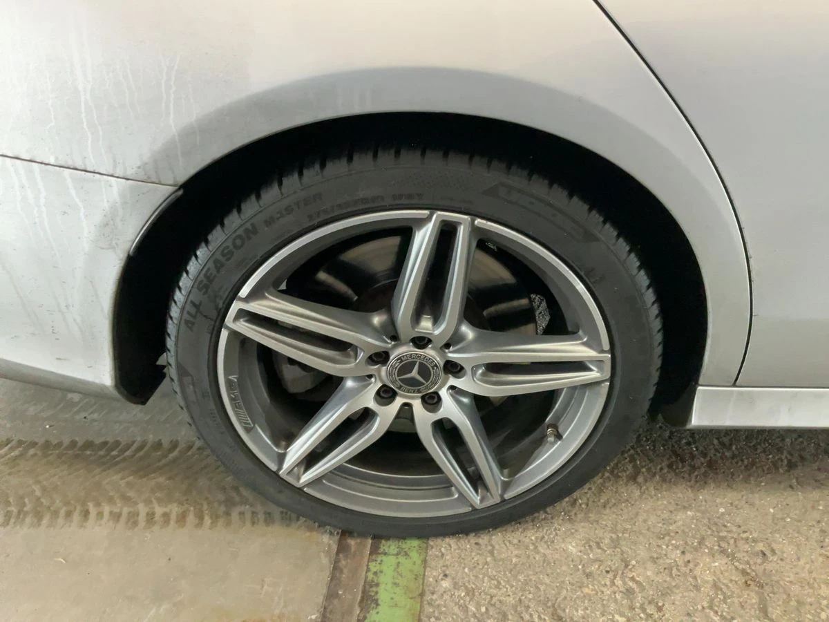 Mercedes-Benz E 450 4Matic AMG Line Лизинг, снимка 9 - Автомобили и джипове - 54463608