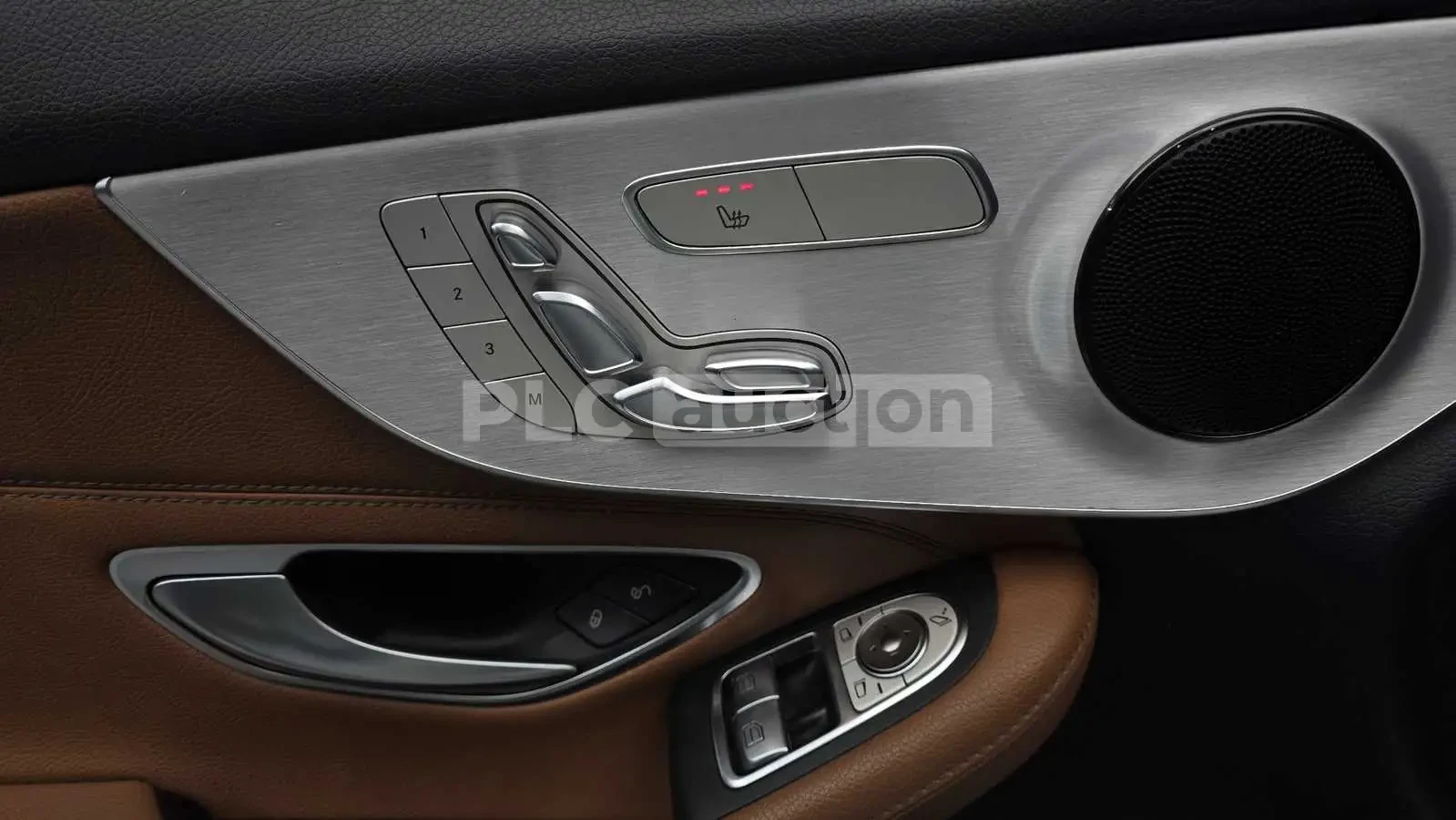 Mercedes-Benz C 200 * АВТОФИНАНСИРАНЕ БЕЗ ПЪРВОНАЧАЛНА ВНОСКА* , снимка 13 - Автомобили и джипове - 54645163