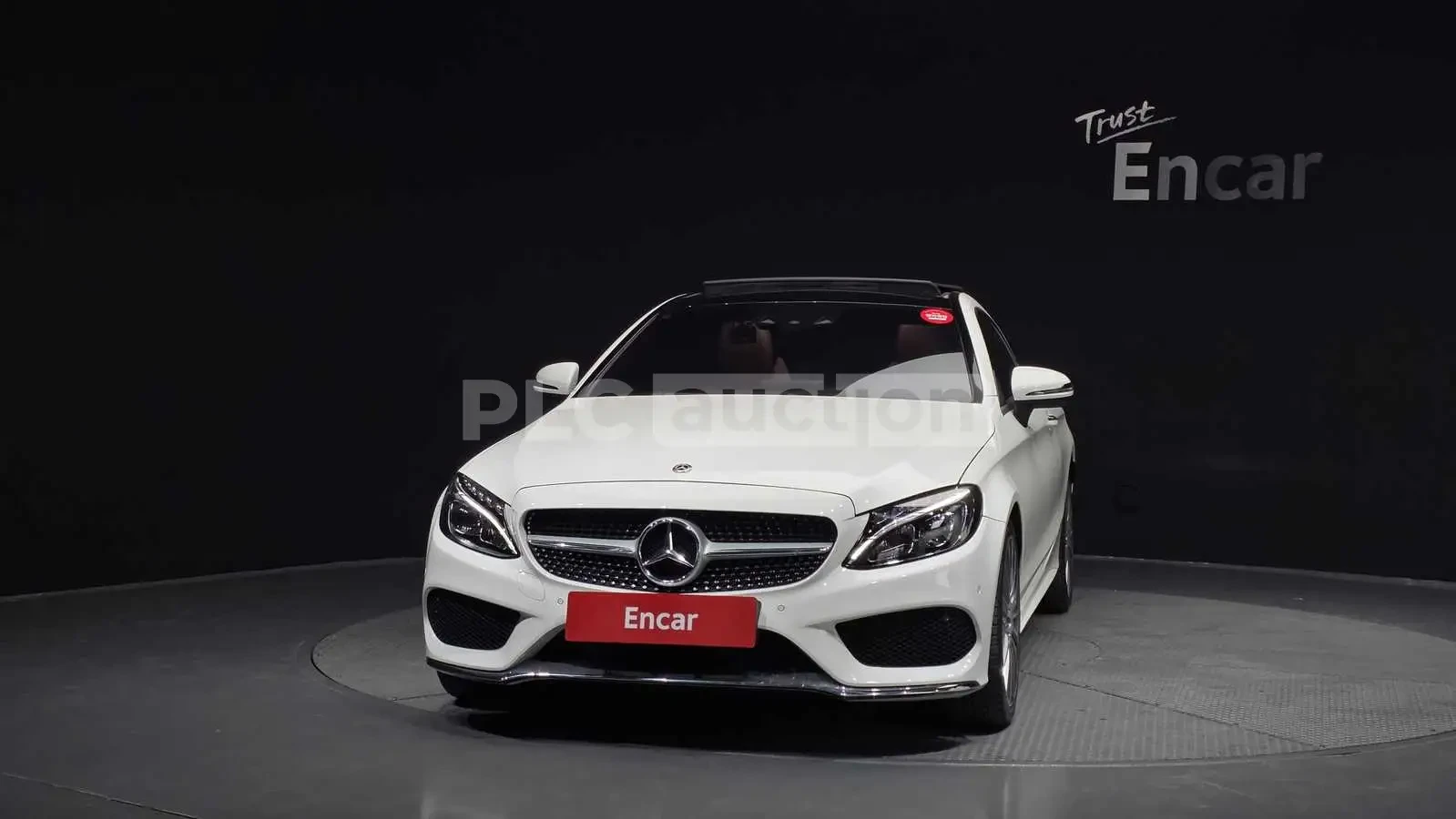 Mercedes-Benz C 200 * АВТОФИНАНСИРАНЕ БЕЗ ПЪРВОНАЧАЛНА ВНОСКА* , снимка 3 - Автомобили и джипове - 54645163