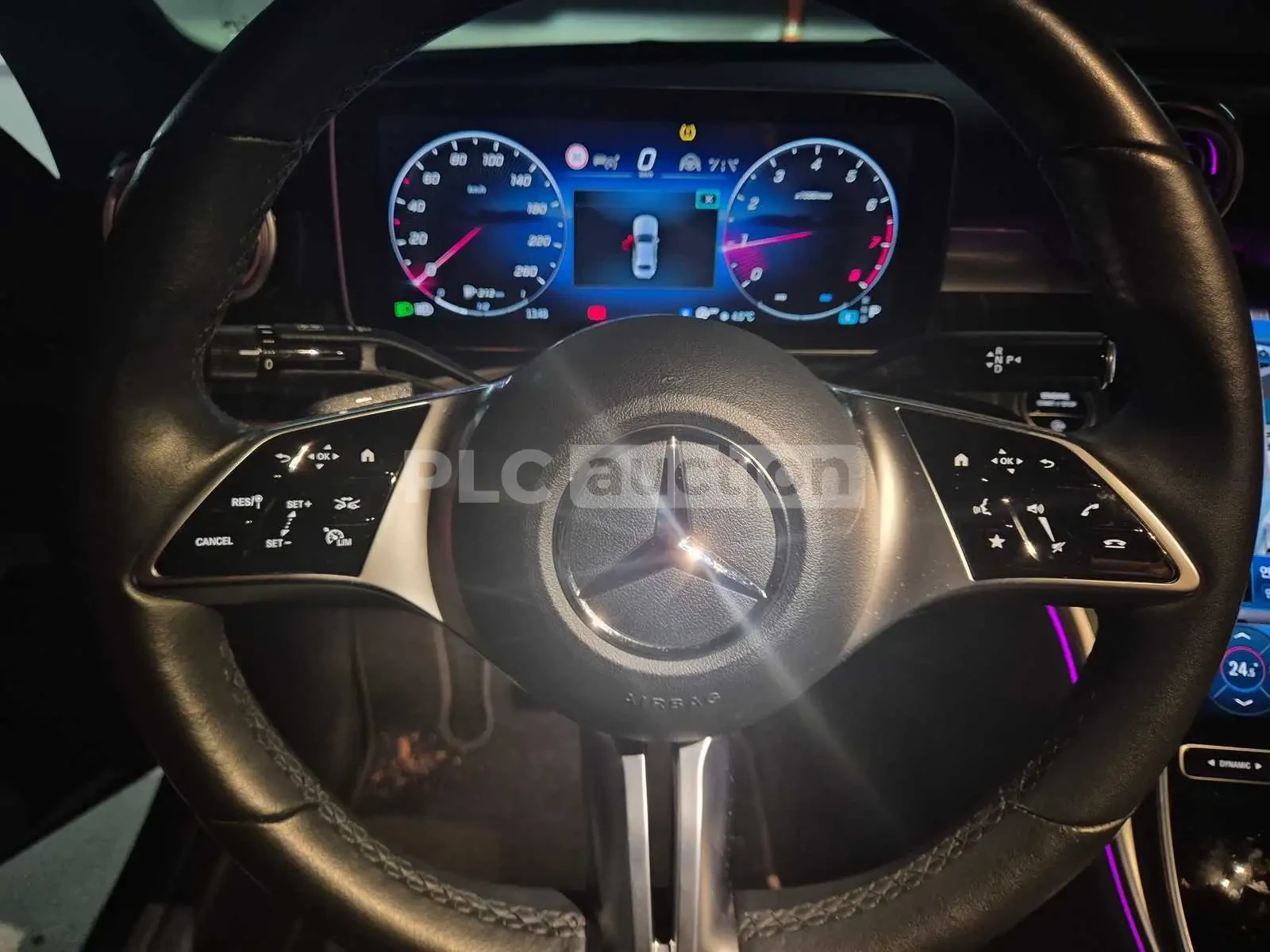 Mercedes-Benz C 200 | КАМЕРА| ПАМЕТ| ШИБИ| ВКЛ.ТЕХНОТЕСТ, снимка 7 - Автомобили и джипове - 54681829