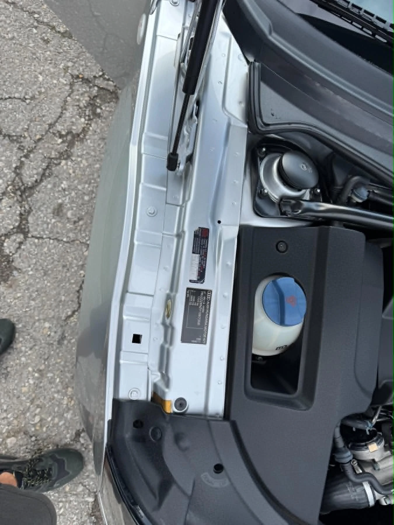 Audi Tt Quattro , снимка 13 - Автомобили и джипове - 54989117
