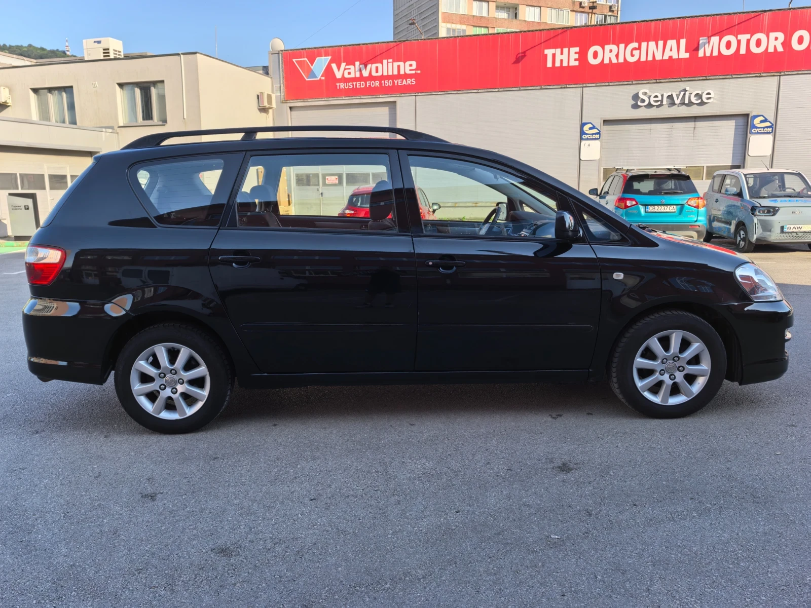Toyota Avensis verso 2.0i  7 �����!!! | Mobile.bg � ����������� 2