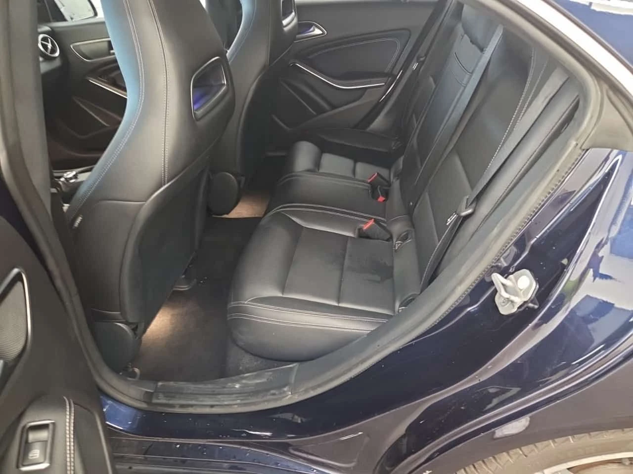 Mercedes-Benz CLA * 250 * АВТОКРЕДИТ БЕЗ ПЪРВОНАЧАЛНА ВНОСКА* , снимка 11 - Автомобили и джипове - 55276836