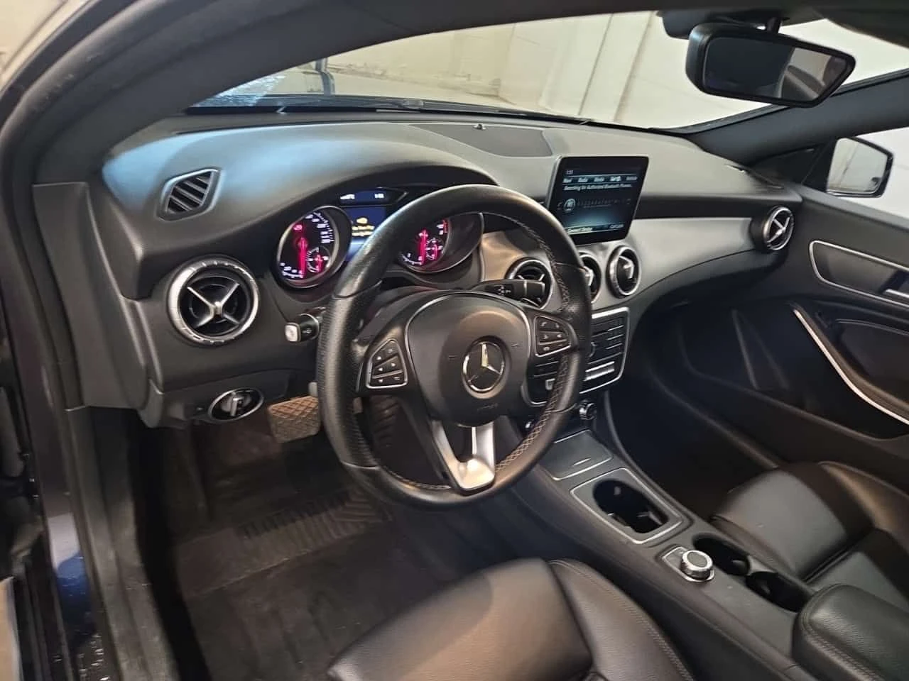 Mercedes-Benz CLA * 250 * АВТОКРЕДИТ БЕЗ ПЪРВОНАЧАЛНА ВНОСКА* , снимка 10 - Автомобили и джипове - 55276836