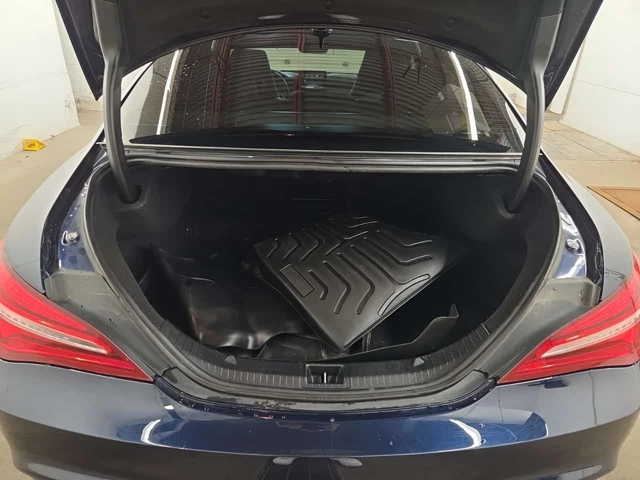 Mercedes-Benz CLA * 250 * АВТОКРЕДИТ БЕЗ ПЪРВОНАЧАЛНА ВНОСКА* , снимка 13 - Автомобили и джипове - 55276836
