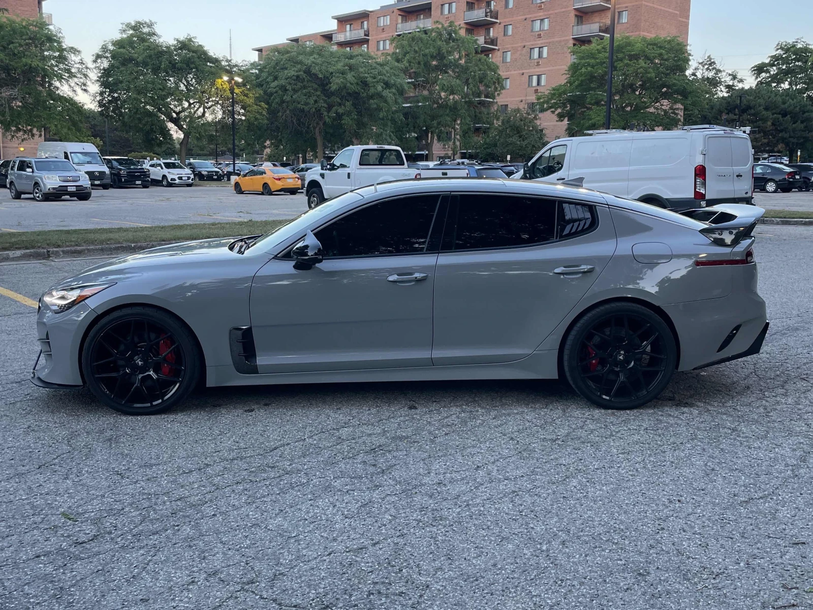 Kia Stinger, снимка 2 - Автомобили и джипове - 55690330