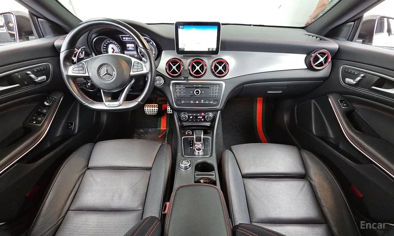 Mercedes-Benz CLA 45 AMG 4MATIC* Камера* Подгрев, снимка 5 - Автомобили и джипове - 55737253