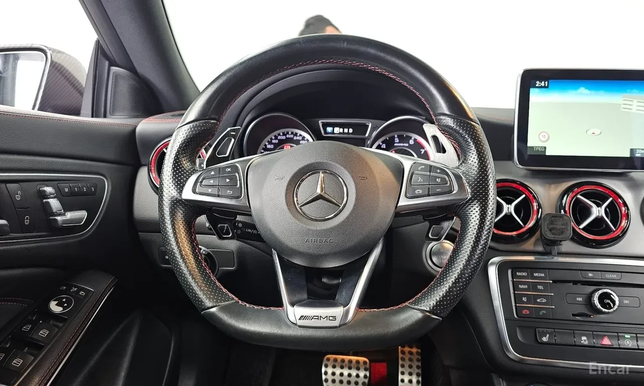 Mercedes-Benz CLA 45 AMG 4MATIC* Камера* Подгрев, снимка 10 - Автомобили и джипове - 55737253