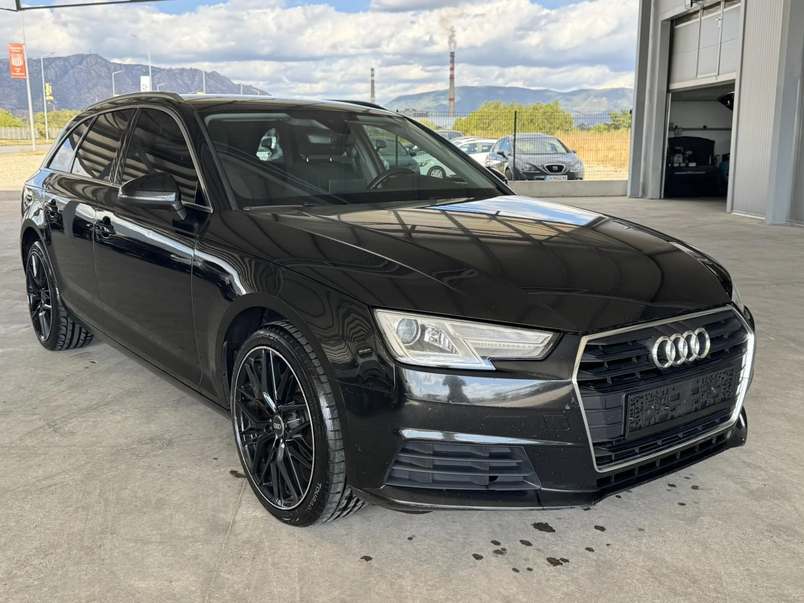 Audi A4 2.0TDI* 136ps* LED* НАВИ* КАМЕРА* , снимка 7 - Автомобили и джипове - 55975473