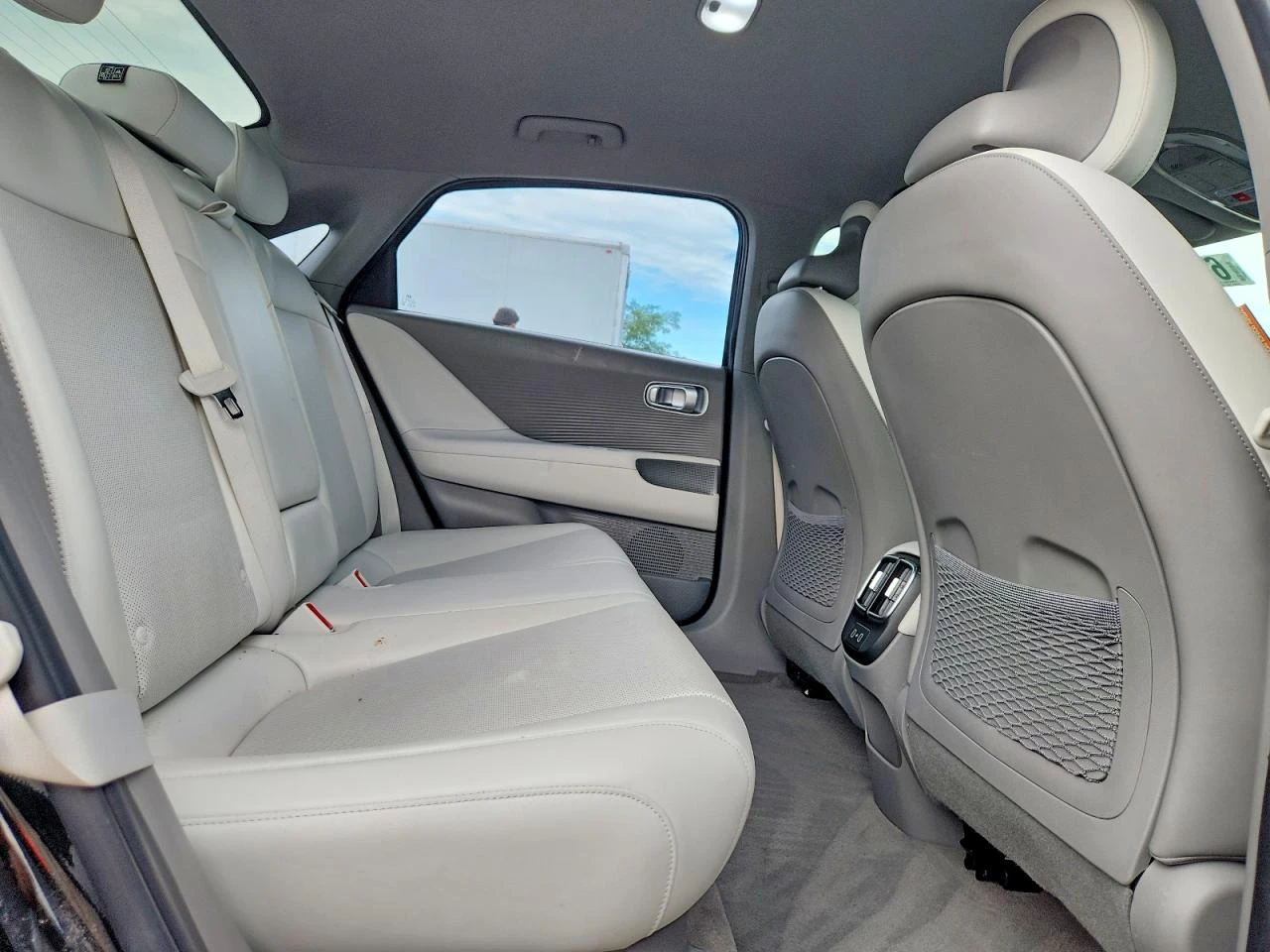 Hyundai Ioniq 6 AWD / SEL / LONG RANGE /, снимка 10 - Автомобили и джипове - 56072422