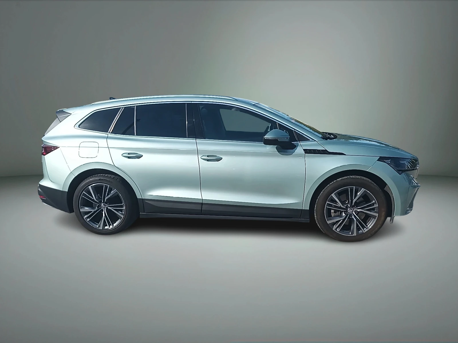 Skoda Enyaq IV 80, снимка 6 - Автомобили и джипове - 56214313
