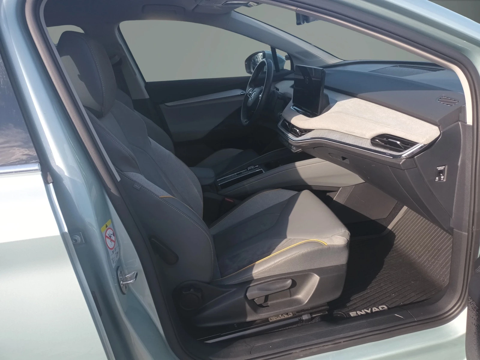 Skoda Enyaq IV 80, снимка 14 - Автомобили и джипове - 56214313