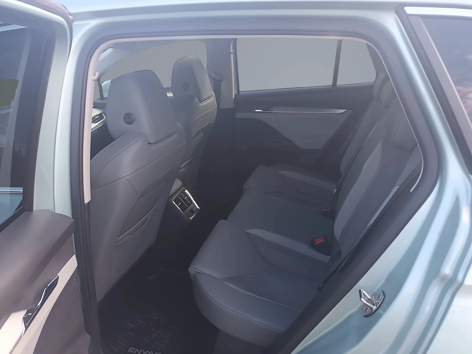 Skoda Enyaq IV 80, снимка 12 - Автомобили и джипове - 56214313