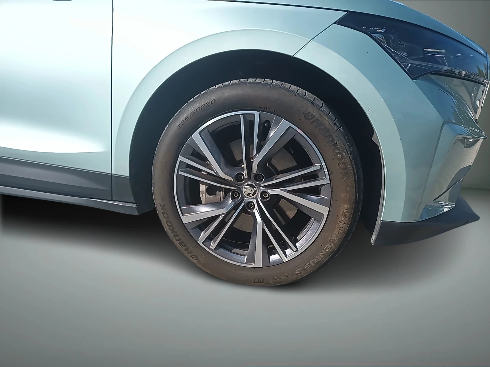 Skoda Enyaq IV 80, снимка 7 - Автомобили и джипове - 56214313