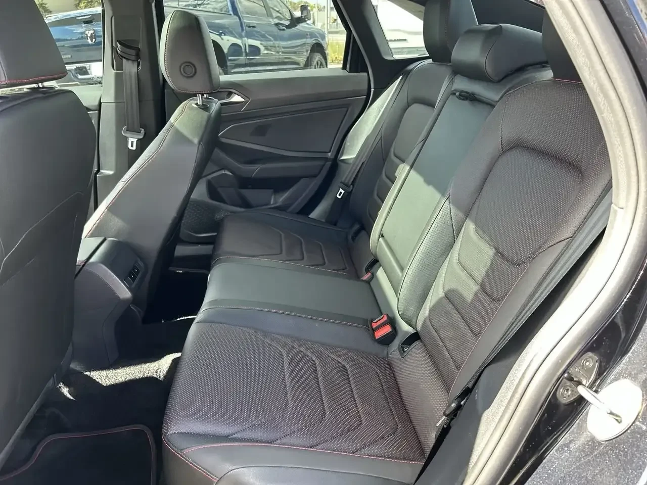 VW Jetta GLI/�����/��������/�������/�����/CARFAX | Mobile.bg � ����������� 15