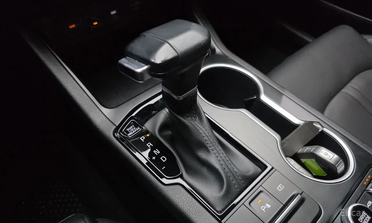 Kia K5 2.0* LPI* LANE* ASSIST* �������* ������* ������*  | Mobile.bg � ����������� 10