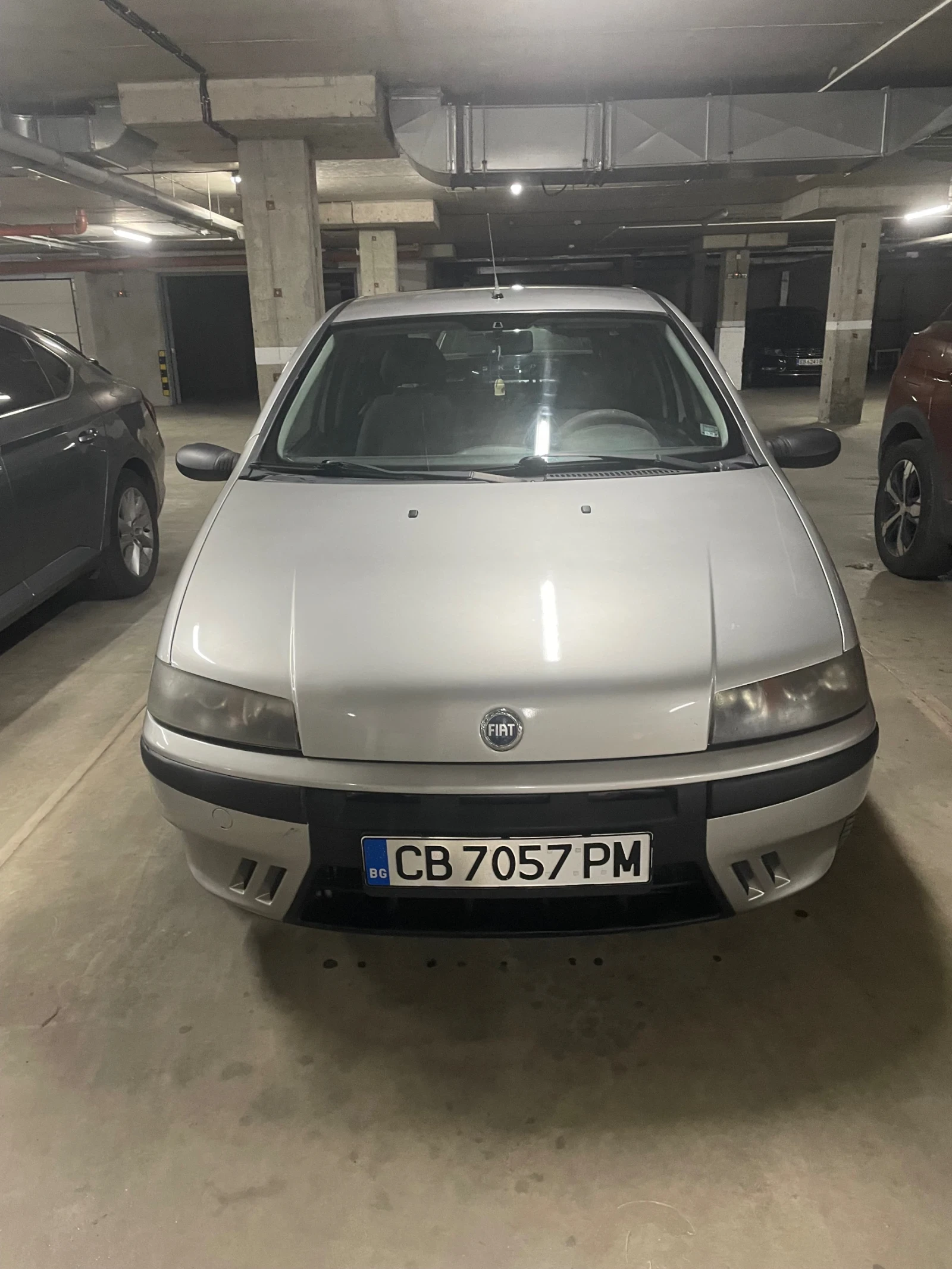 Fiat Punto 1.9 JTD, снимка 7 - Автомобили и джипове - 56647660