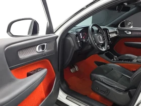 Volvo XC40 T4 R-DESIGN, снимка 11