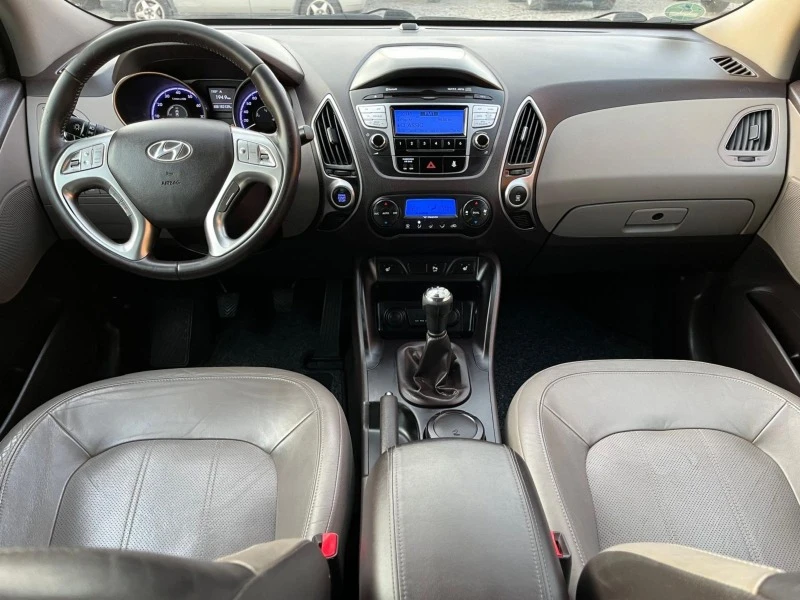 Hyundai IX35 2.0i/163к.с/ 4x4 premium , снимка 11 - Автомобили и джипове - 46981770