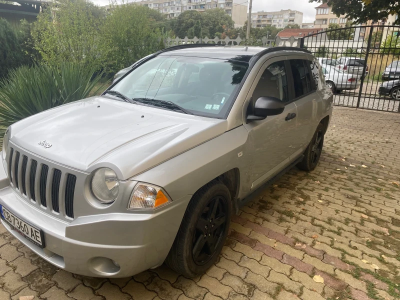 Jeep Compass, снимка 2 - Автомобили и джипове - 47206136