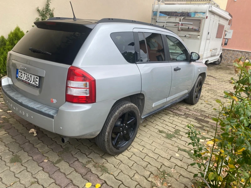 Jeep Compass, снимка 4 - Автомобили и джипове - 47206136